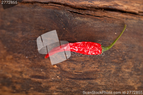 Image of dry red chili peppers 