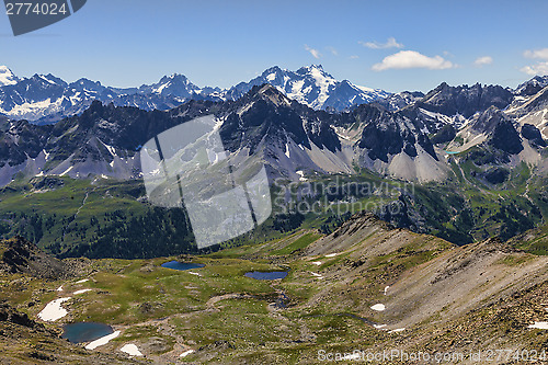 Image of The Lakes Gardioles