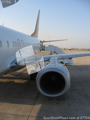 Image of Airplane with its engine