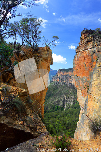 Image of Burramoko Head and Hanging Rock in NSW Blue Mountains Australia