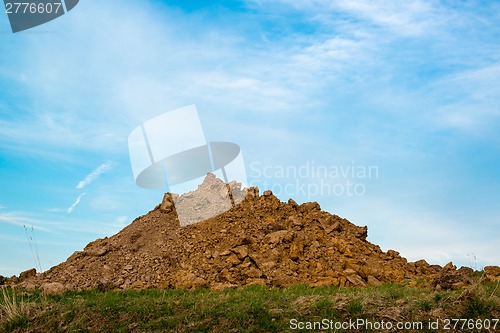 Image of A pile of dirt