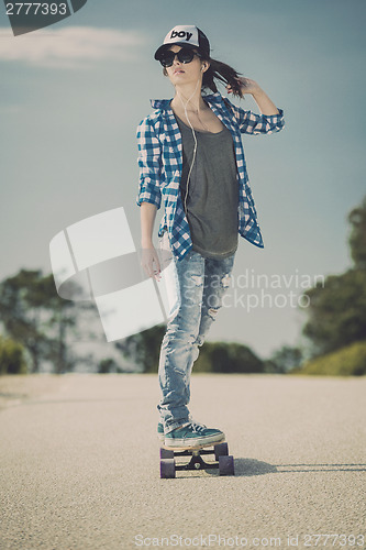 Image of Skater Girl