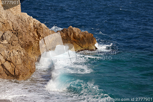Image of Waves