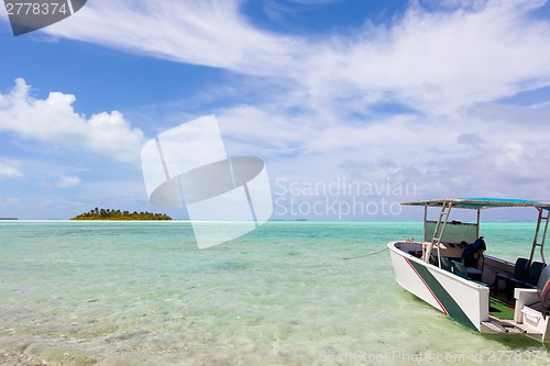 Image of boat and island view