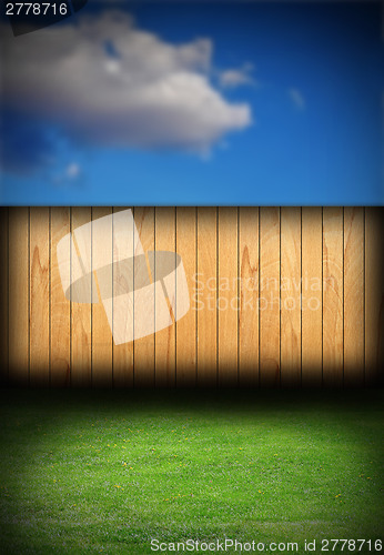 Image of spruce fence in backyard