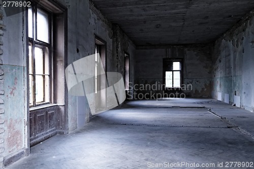 Image of Deserted house