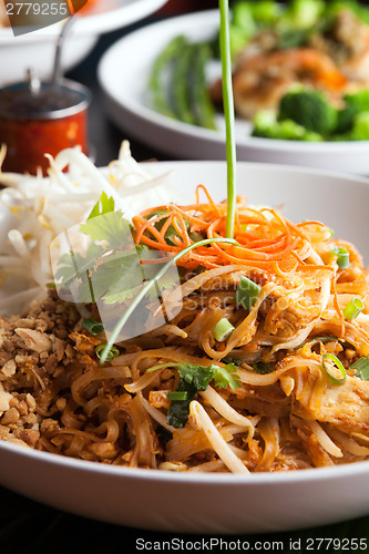 Image of Chicken Pad Thai Closeup