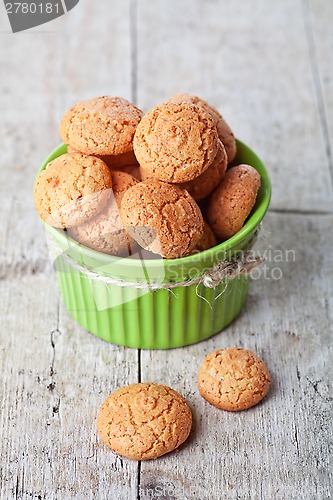 Image of meringue almond cookies in bowl