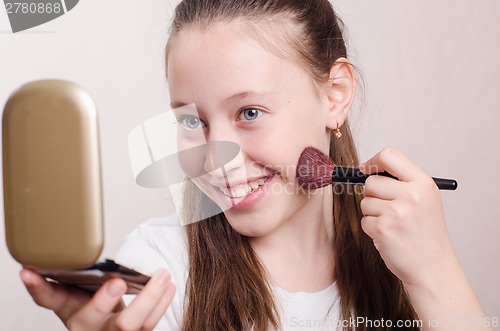Image of Teen girl face powders