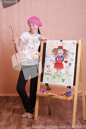 Image of The girl drew a picture in art school