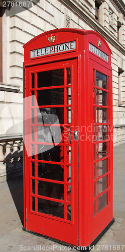 Image of London telephone box