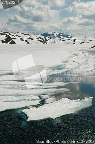 Image of Melting ice sheet
