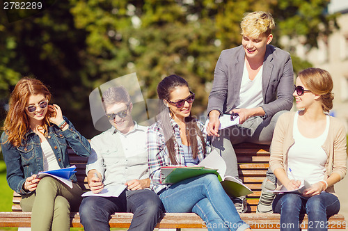 Image of group of students or teenagers hanging out