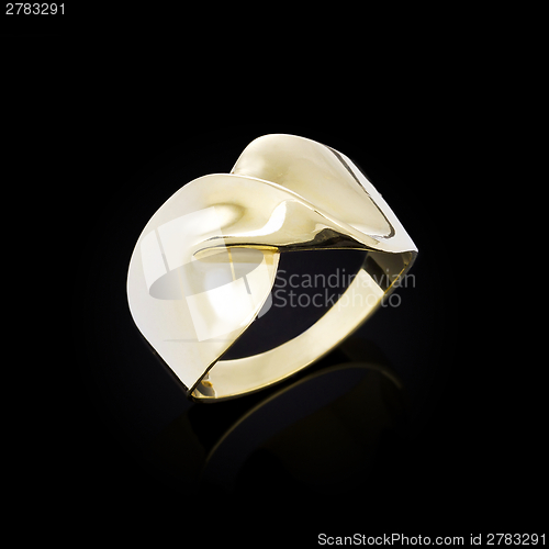 Image of Gold ring