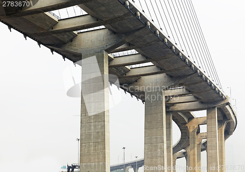 Image of high way bridge 