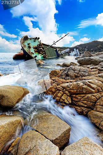 Image of shipwreck , cargo ship 