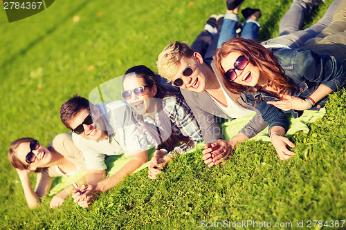 Image of group of students or teenagers hanging out