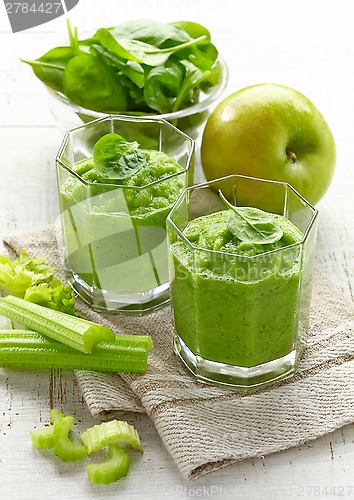 Image of glass of green smoothie