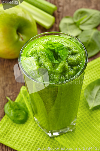 Image of glass of green smoothie