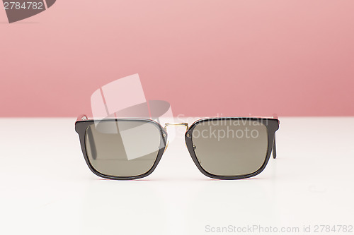 Image of brown Sunglasses