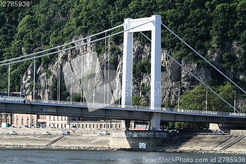 Image of Erzsebet-bridge
