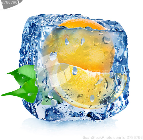 Image of Orange in ice cube with drops