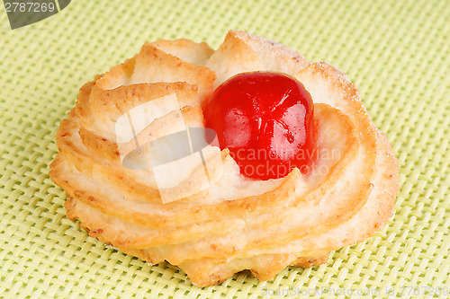 Image of Almond pastry with candied cherry