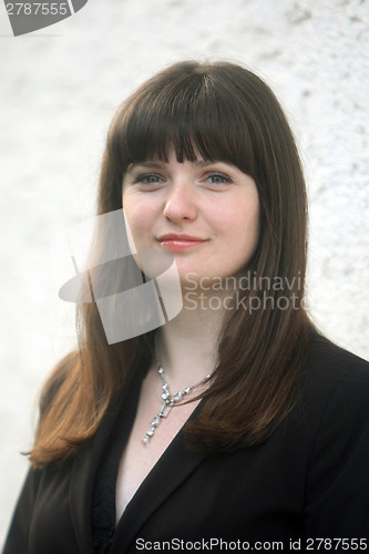 Image of Brunette 