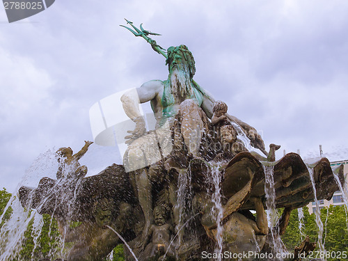 Image of Neptunbrunnen fountain in Berlin