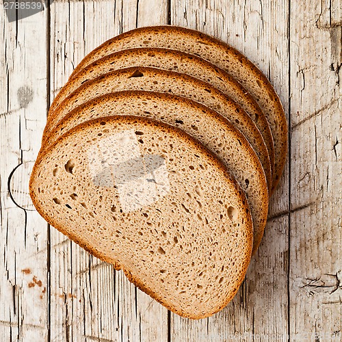 Image of five slices of rye bread 