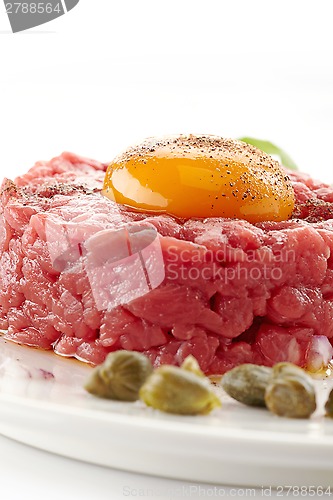 Image of fresh beef tartare