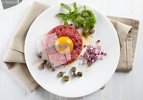 Image of fresh beef tartare