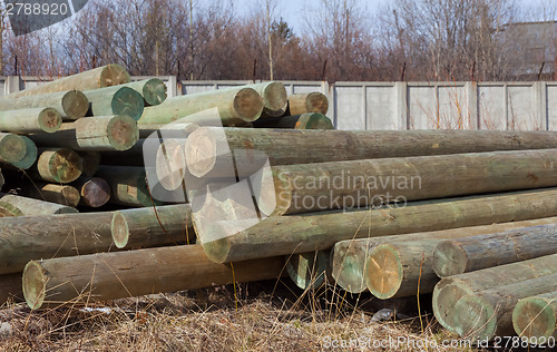 Image of Storing wood in open spaces 