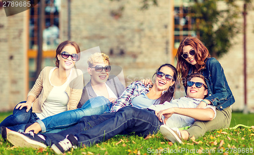Image of group of students or teenagers hanging out