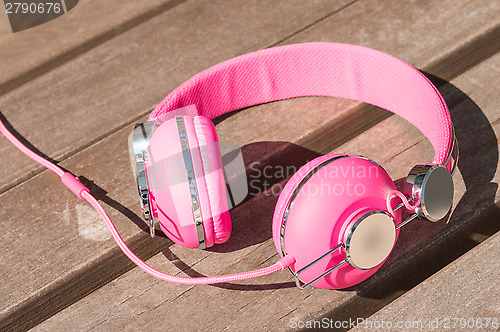 Image of Vivid pink wired headphones