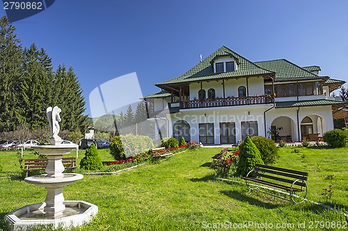 Image of Garden in front of house