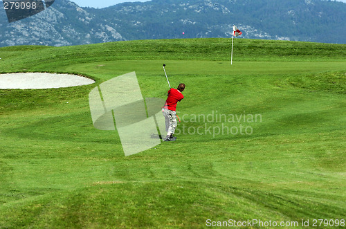 Image of golf player