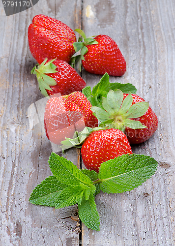 Image of Strawberries and Mint Leafs