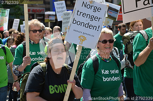 Image of Norwegian farmers protesting
