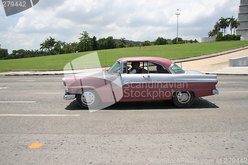 Image of Old car i Habana - Cuba