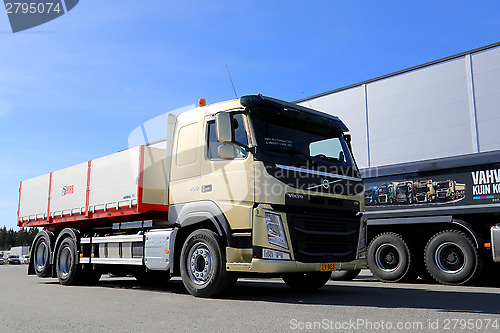 Image of Volvo FM11 Hookpro Construction Truck