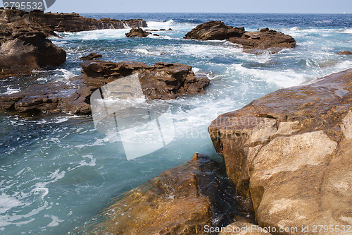 Image of Breaking ocean wave