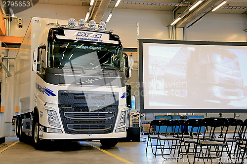 Image of New Volvo FH Truck at Volvo Trucks and Renault Trucks Roadshow