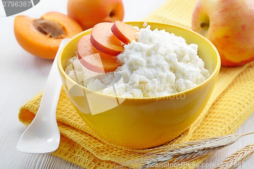 Image of Bowl of rice flakes porridge