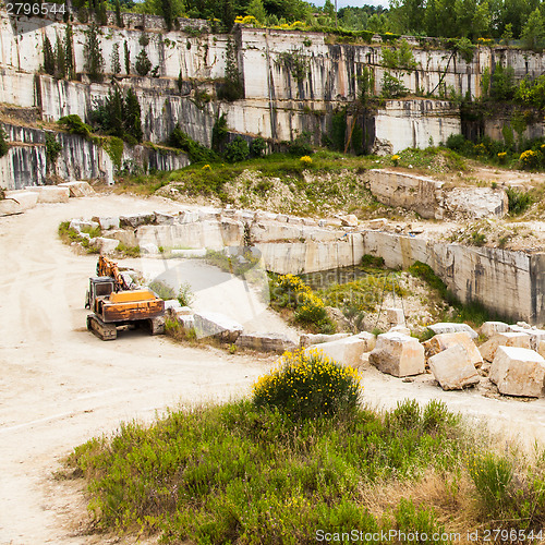 Image of Travertino marble