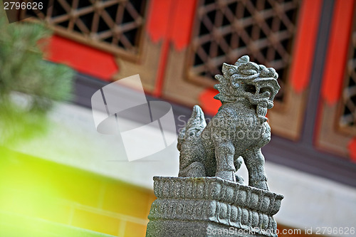 Image of Lion statue in Chinese temple