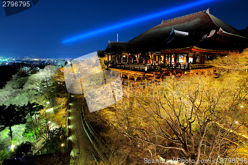 Image of Temple at night in Kyoto