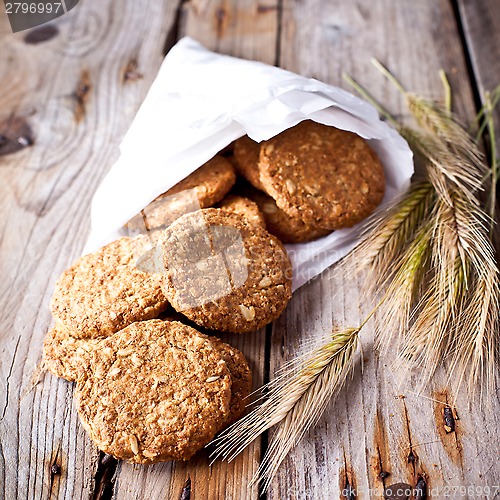 Image of fresh crispy cereal cookies and ears