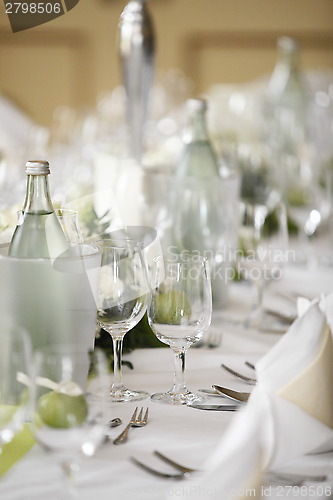 Image of Laid wedding table 