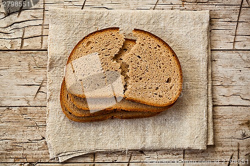 Image of rye bread 